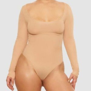 CT582 Skims NWT Jelly Sheer Long Sleeve Scoop Neck Thong Bodysuit Clay XXS